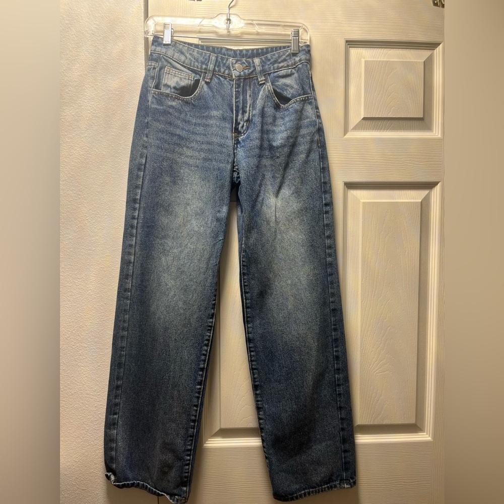 SHEIN Women’s Straight Blue Jeans